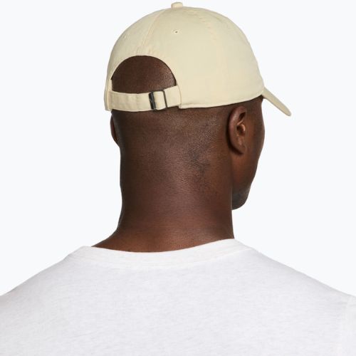 Baseball cap Nike Club Unstructured Futura Wash light khaki/sapphire