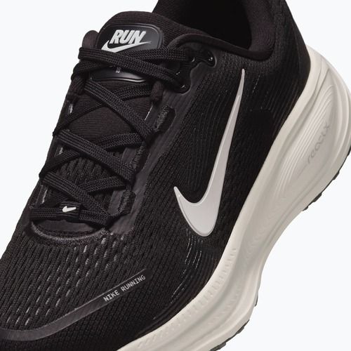 Children's running shoes Nike Vomero 18 black/coconut milk/iron ore/summit white