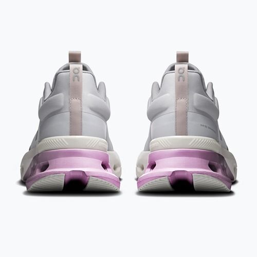 Women's training shoes On Running Cloudnova X glacier/sakura
