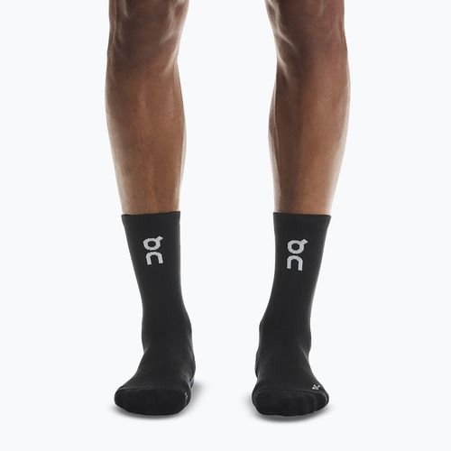On Core Run High running socks 2 pairs black