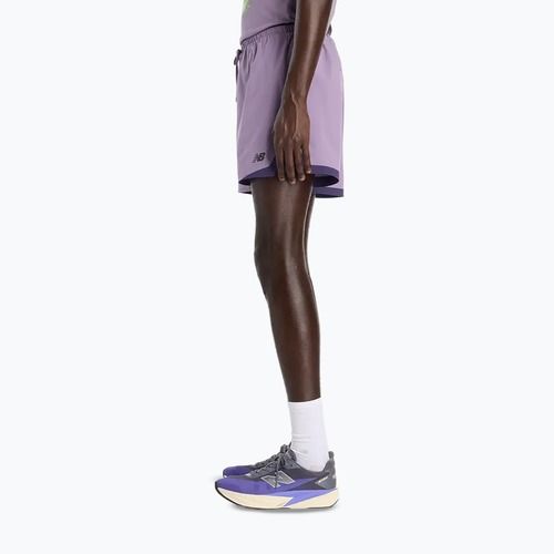 Men's running shorts New Balance Run Essentials 5" condied violet