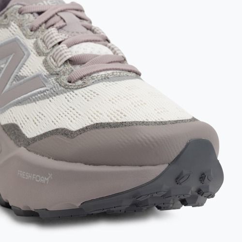 Women's running shoes New Balance Fresh Foam X Hierro V9 sea salt/truffle salt