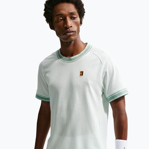 Men's tennis T-shirt Nike Court Heritage barely green