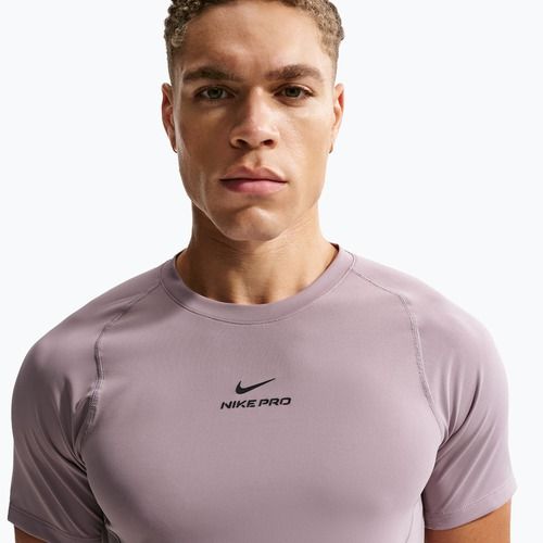Men's training T-shirt Nike Pro Training Dri-Fit light violet ore/black