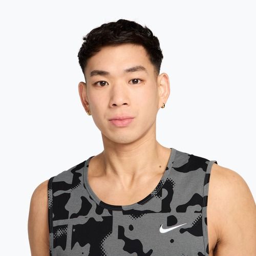 Men's training T-shirt Nike Hyverse Dri-Fit TT smoke grey/black/white