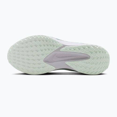 Women's running shoes Nike Quest 6 barely green/white/metallic silver