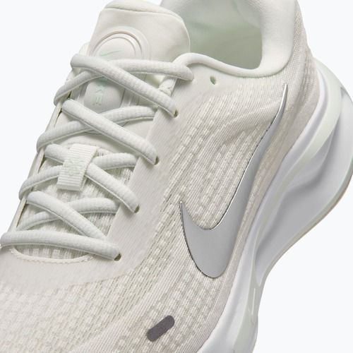 Women's running shoes Nike Journey Run summit white/metallic silver