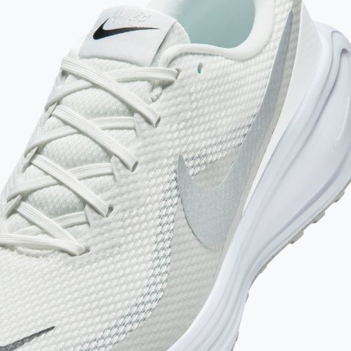 Men's running shoes Nike Revolution 8 summit white/white/metallic silver
