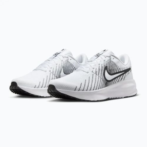 Men's running shoes Nike Run Defy white/black