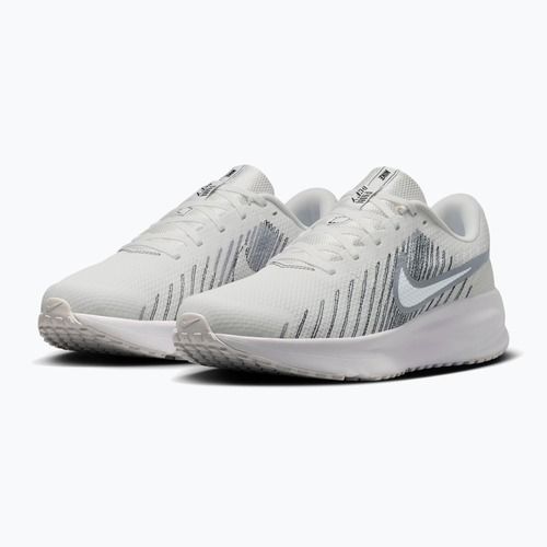 Men's running shoes Nike Run Defy summit white/white/black/metallic silver