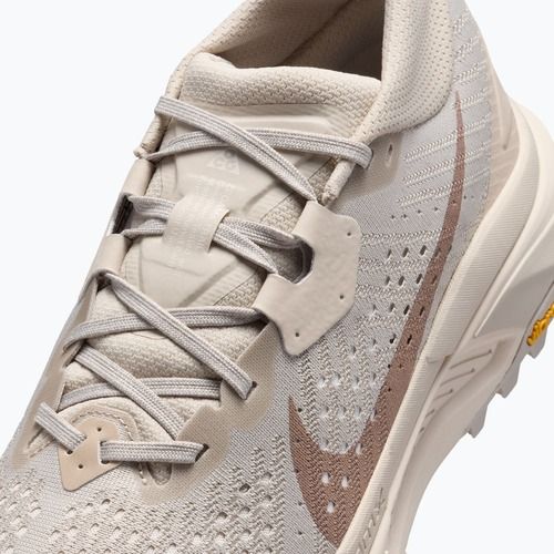 Women's running shoes Nike ACG Zegama Trail cream ii/light orewood brown/diffused taupe