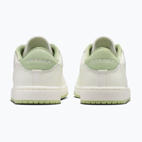 Women's shoes  Jordan Court Connect Low sali/olive aura