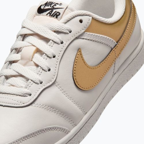 Women's shoes Air Jordan Skyline Low swan/black/metallic gold