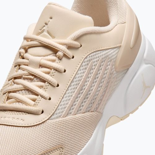 Women's shoes Jordan Trunner Flow legend light brown/white/pale ivory