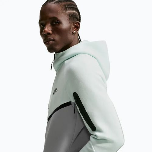 Men's sweatshirt Nike Tech Windrunner Full Zip barely green/light silver/black