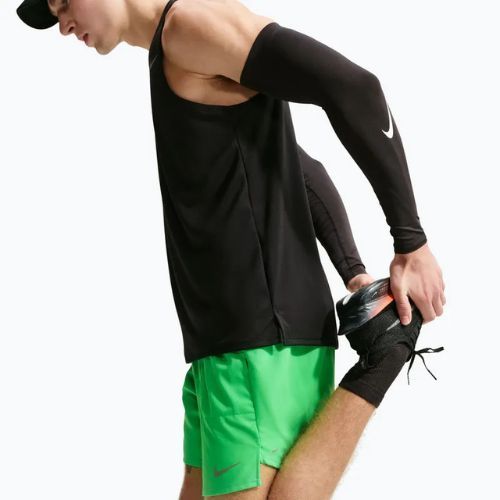 Men's running shorts Nike Stride Dri-Fit Brief-Lined 7" green spark