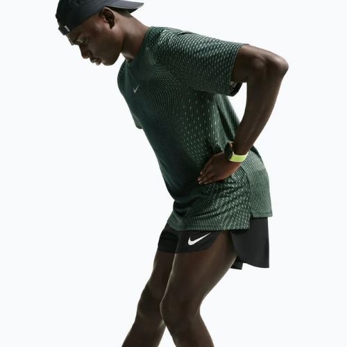 Men's running shirt Nike Stride black/light green spark