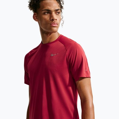 Men's running shirt Nike Stride tough red