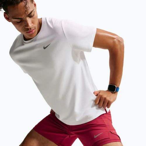 Men's running shorts Nike Stride Dri-Fit 2in1 7" tough red