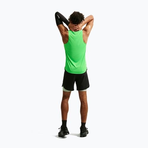 Men's running shirt Nike Stride green spark