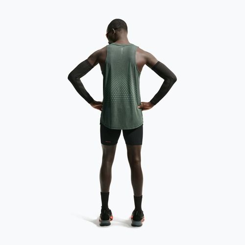 Men's running shirt Nike Stride black/light green spark