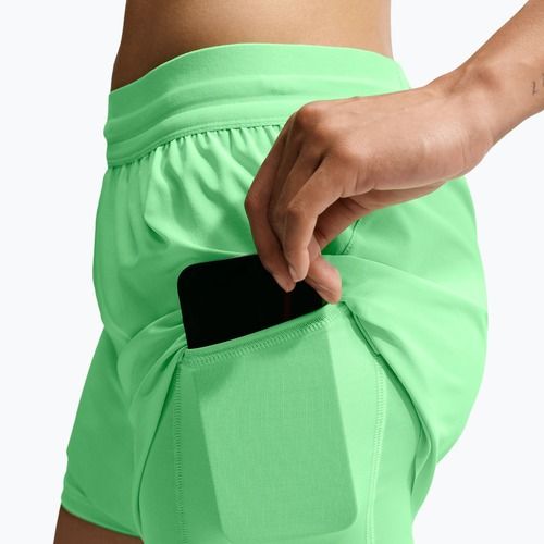 Women's running shorts Nike Swift Mid-Rise 2in1 illusion green