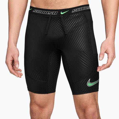 Men's running shorts Nike Stride black/illusion green