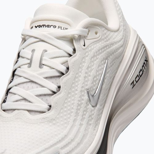 Women's running shoes Nike Vomero Plus summit white/sail/metallic silver