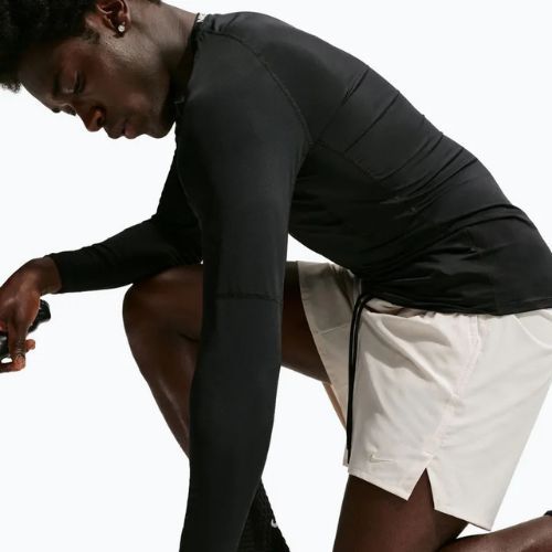 Men's training shorts Nike Unlimited light orewood brown/black/light orewood brown
