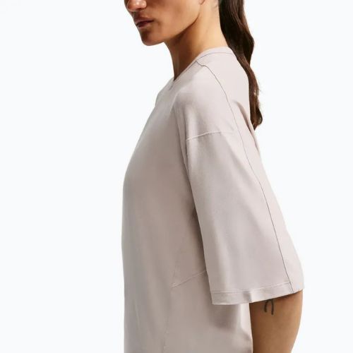 Women's training shirt Nike 24.7 ImpossiblySoft Light cream Ii/college grey