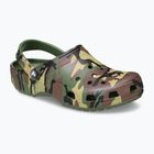Slides Crocs Classic Camouflage army green/multi