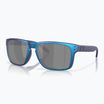 Oakley Holbrook XL matte cyan/blue colourshift/black polarized sunglasses