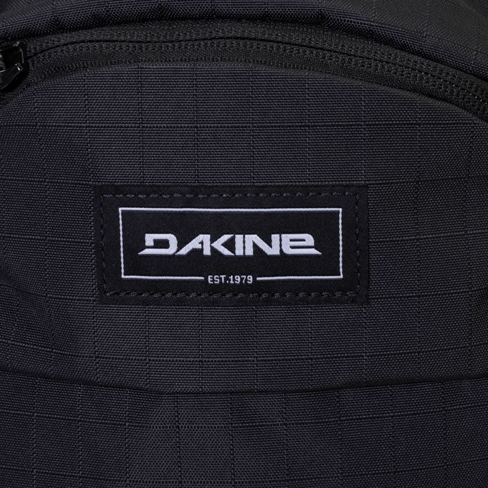 Dakine Syncline 16 bike backpack black D10003431 4