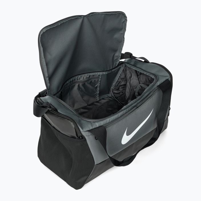 Nike Brasilia training bag 9.5 41 l grey/white 3