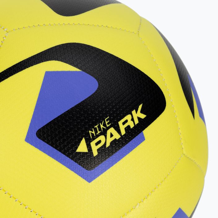 Nike Park Team 2.0 football ball DN3607-765 size 4 2