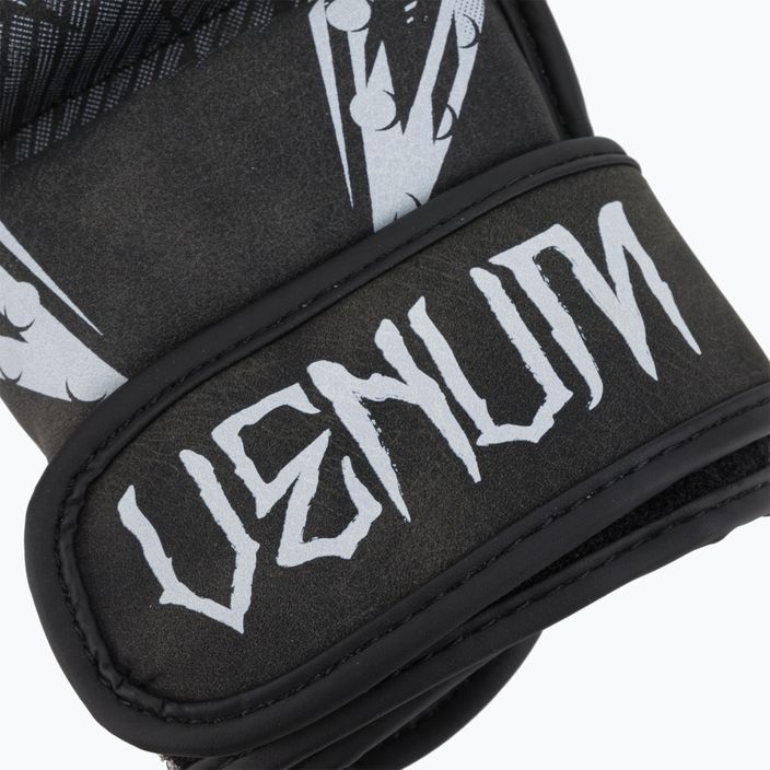 Venum GLDTR 4.0 men's grappling gloves black and white VENUM-04166 7