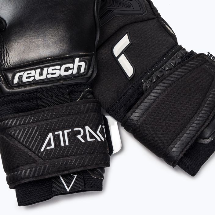 Reusch Attrakt Freegel Infinity Resistor goalkeeper gloves black 5270745 4