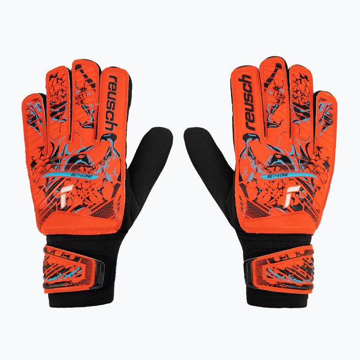 Reusch Attrakt Starter Solid goalkeeper gloves in red 5370514-3334