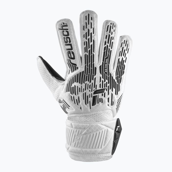 Reusch Attrakt Solid white/black goalkeeper's gloves 2