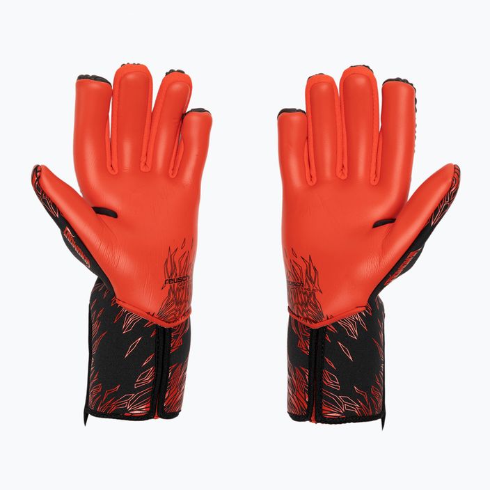 Reusch Venomous Gold X black/fiery red goalkeeper's gloves 2