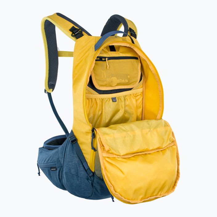 EVOC Trail Pro 16 l curry/denim bike backpack 6
