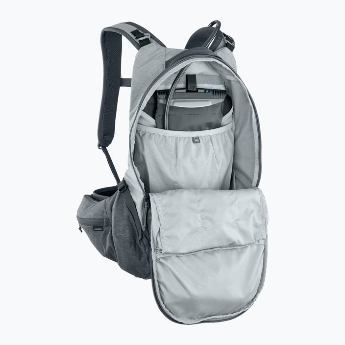 EVOC Trail Pro 16 l stone/carbon grey bicycle backpack 7