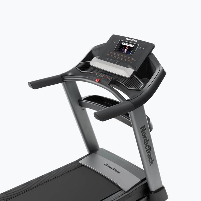 NordicTrack Elite 900 electric treadmill 4