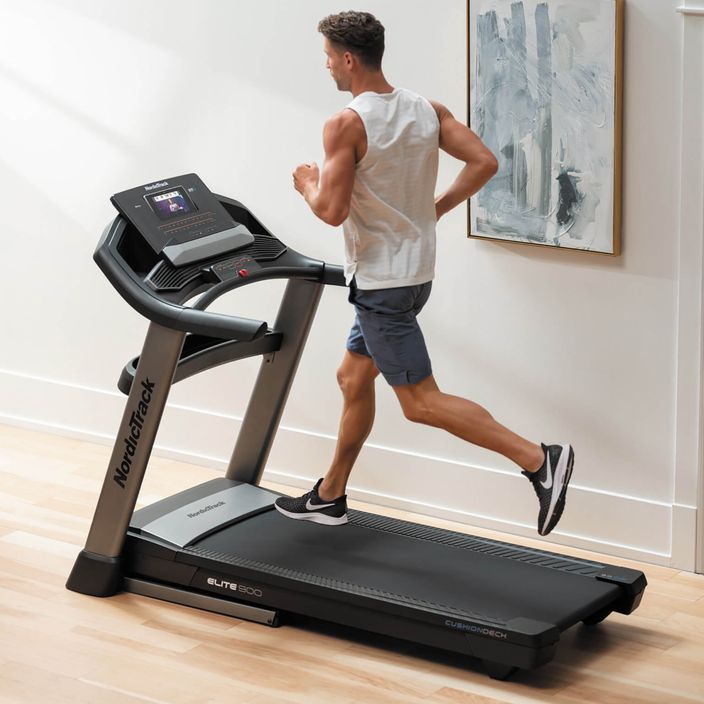 NordicTrack Elite 900 electric treadmill 11