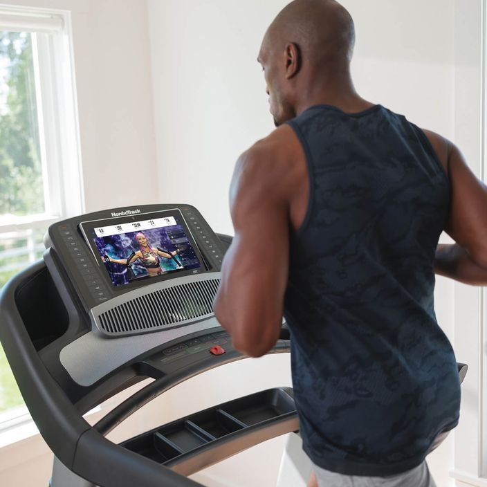 NordicTrack Commercial 2450 2021 NTL17221 electric treadmill 10