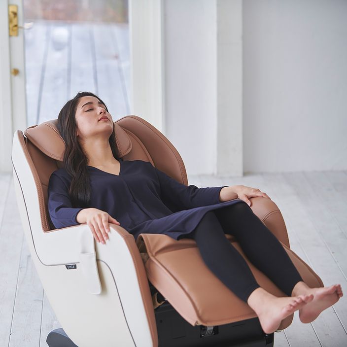 Massage chair SYNCA CirC Plus beige 17