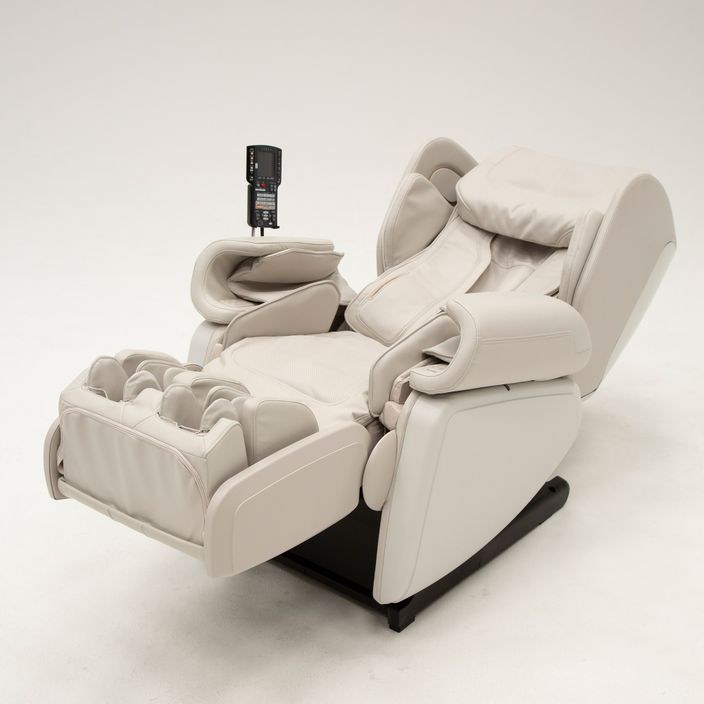 SYNCA Kagra ivory massage chair 10