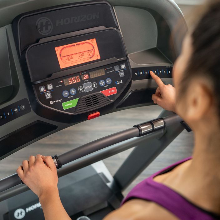 Horizon Fitness T202 electric treadmill 6