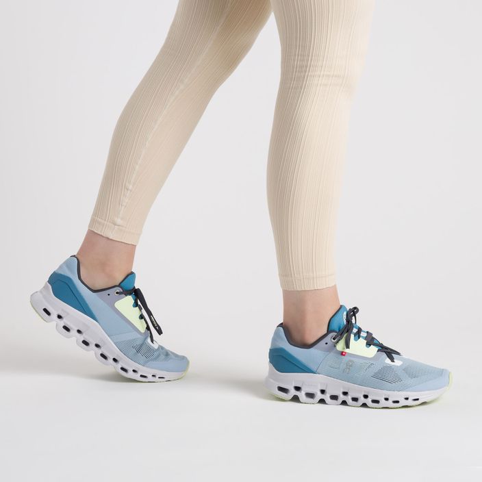 Women's running shoes On Cloudstratus grey 3998658 2