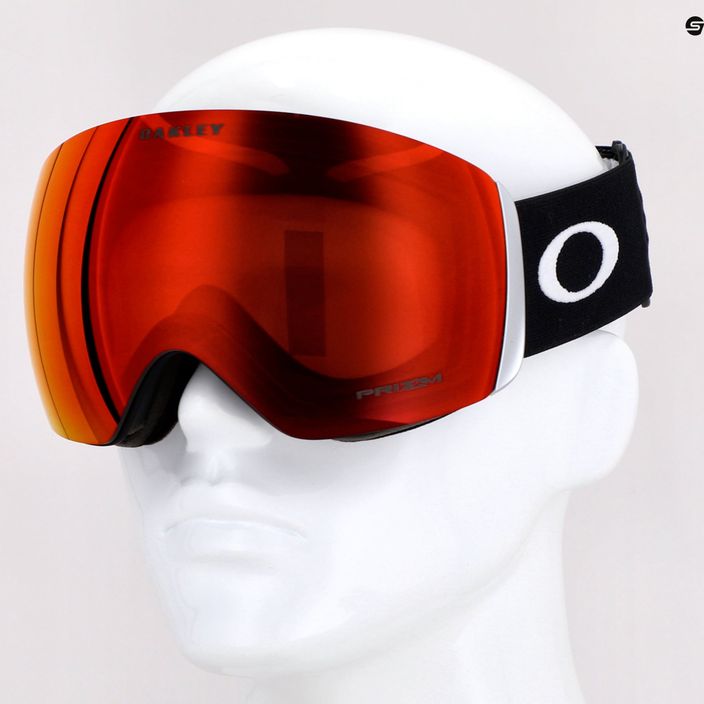 Oakley Flight Deck matte black/prizm snow torch iridium ski goggles OO7050-33 5